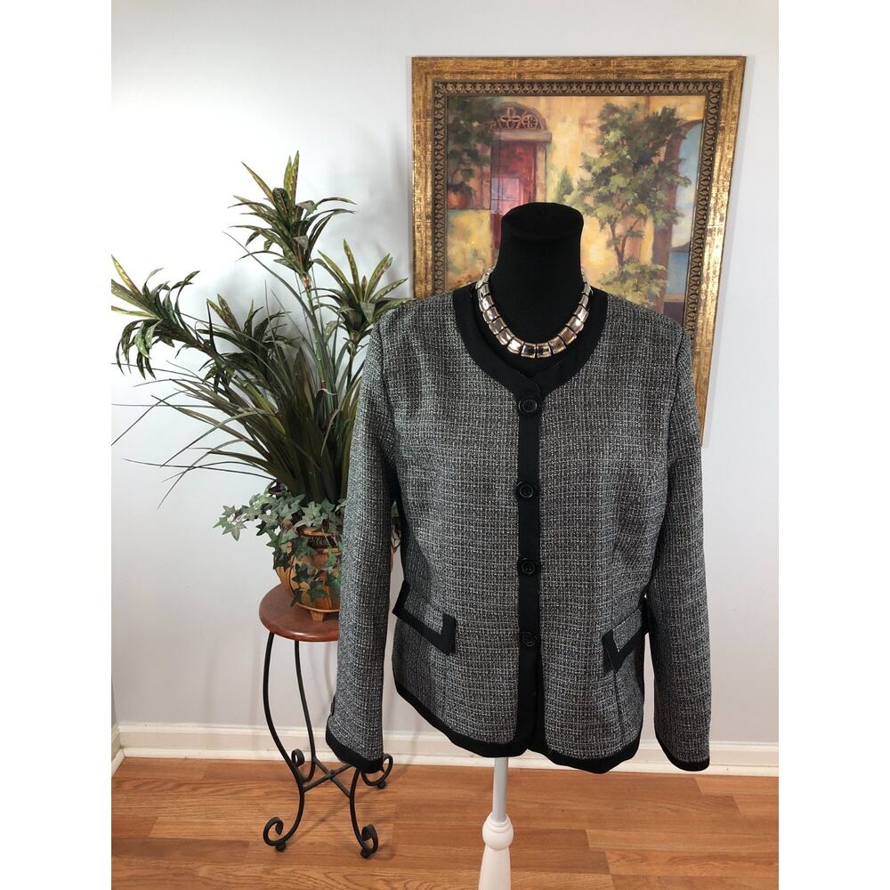 Danillo Tweed Blazer Women's 10 Tweed Collarless Black Trim‎ Coastal Grandmother